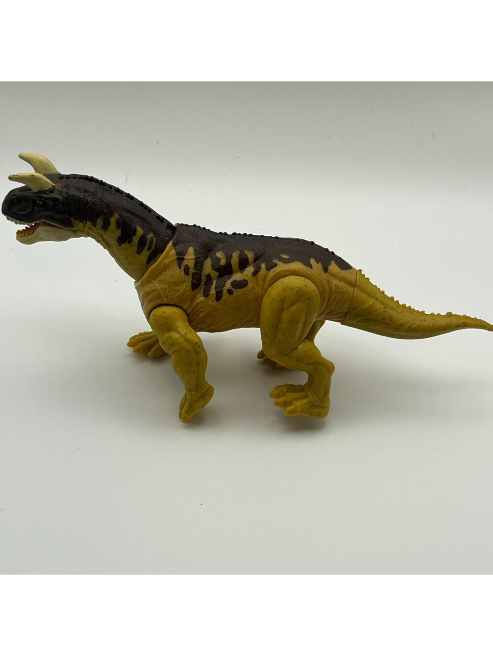 2021 Mattel Jurassic World Dino Escape Shringasaurus Figure No Box